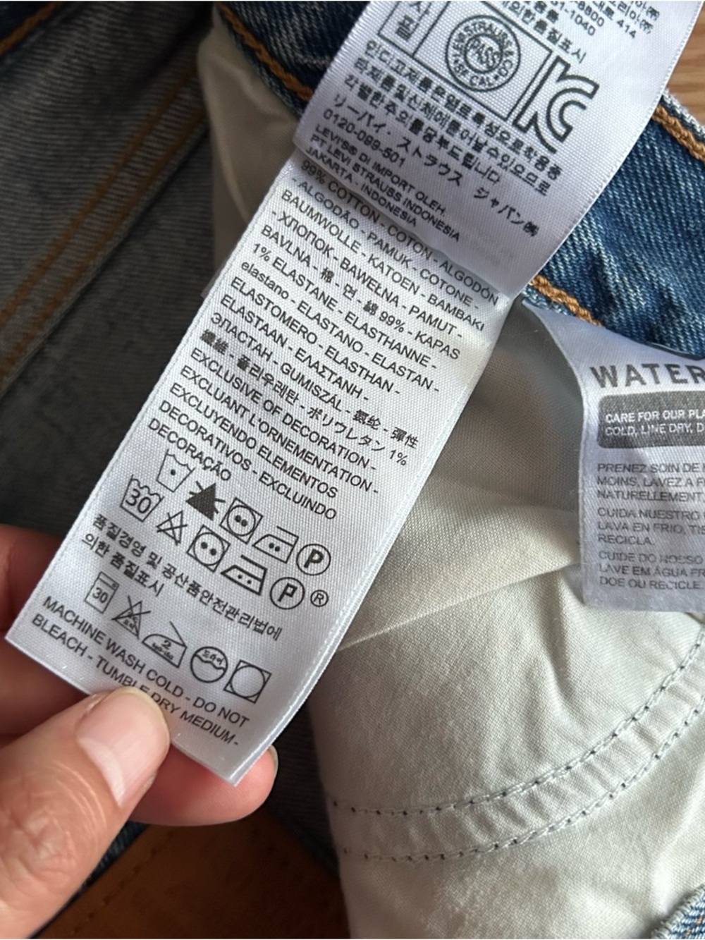 Levi’s Wedgie Big E Button Fly Jorts Women’s 28 - Picture 4 of 12